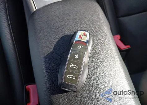 2016 Porsche Boxster Black Edition из США, поврежденный, VIN WP0CA2A80GS120874